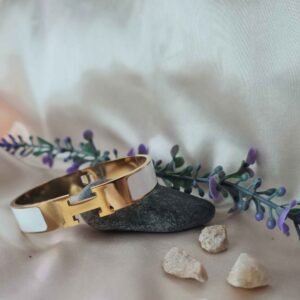 Alternative view of 0501