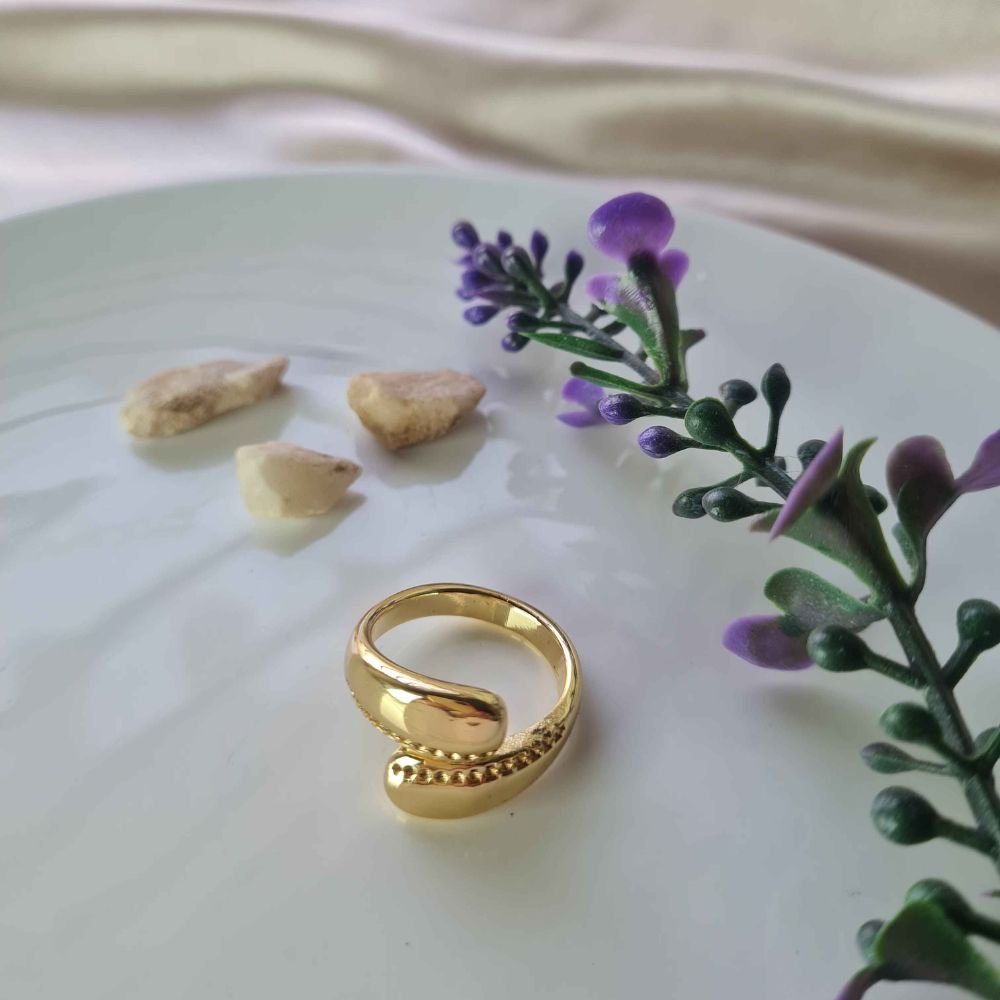 Golden Embrace Ring